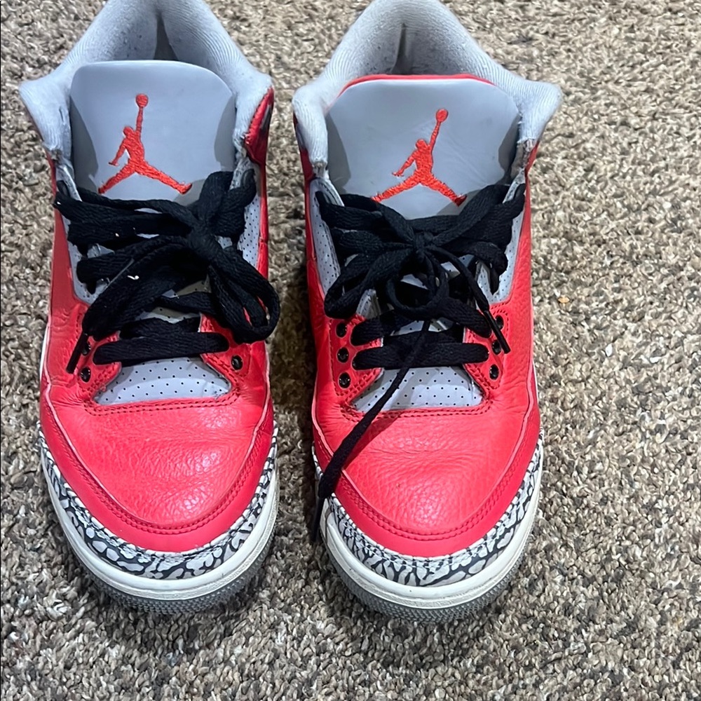 Jordan 3 retro men’s 7.5